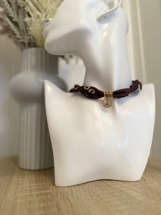 PEACE PENDANT BANDANA NECKLACE